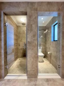 Ένα μπάνιο στο Mountain and Ocean +29 φωτογραφίες