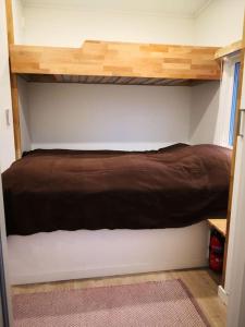 Двухъярусная кровать или двухъярусные кровати в номере Gjestehus i Sogndal