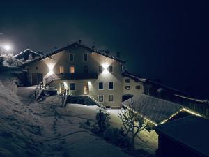Lo Paglier - Le Four des Alpes during the winter