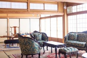 Un lugar para sentarse en グランピング　星が見の杜