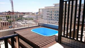 Bazén v ubytování COBERTURA COM CHURRASQUEIRA E PISCINA. nebo v jeho okolí