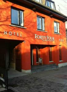 Budova, kde se hotel nachází