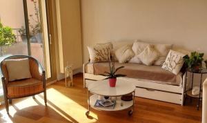 Fotografie z fotogalerie ubytování chambre lit 2 personnes dans appartement du logeur v destinaci Mandelieu-la-Napoule