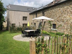 Zahrada ubytování Holiday home Gite Saint Donat