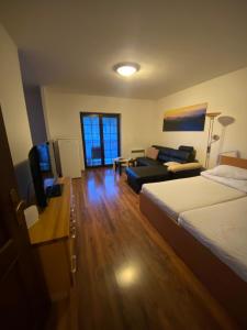 Μια τηλεόραση ή/και κέντρο ψυχαγωγίας στο Apartmán Hrabovo Olympia 2