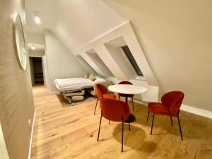 Istumisnurk majutusasutuses Blackhome Wien I contactless check-in