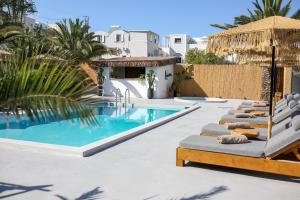 Bazén v ubytování Margarita Hotel nebo v jeho okolí