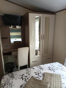 Billede fra billedgalleriet på Family breaks at Rockley Park with Prosecco and a box of chocolates on arrival i Poole + 23 billeder