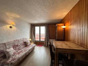 Zdjęcie z galerii obiektu Studio cosy en station · Ski aux pieds · Wifi · Proche centre - FR-1-688-44 w Méribel