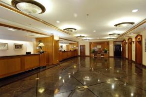Vstupní hala nebo recepce v ubytování Berjaya Penang Hotel + 35 fotografií