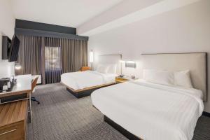 Katil atau katil-katil dalam bilik di Sonesta Select Phoenix Chandler