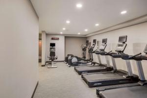 Pusat kecergasan dan/atau kemudahan kecergasan di Sonesta Select Phoenix Chandler
