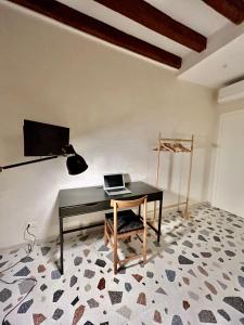 TV a/nebo společenská místnost v ubytování Farini Suites wi-fi + 63 fotografií
