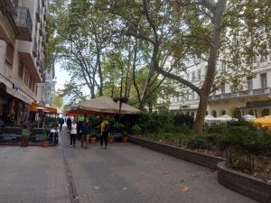 Hostia v ubytovaní Liszt Ferenc square Studio apartment