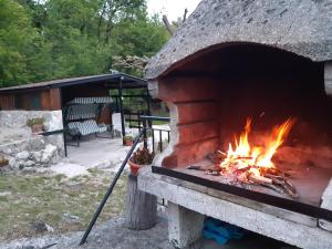 BBQ facilities na available sa mga guest sa villa