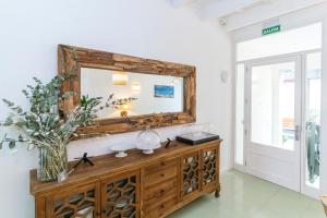 Postel nebo postele na pokoji v ubytování Encant de Alaior Boutique Hotel