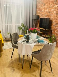 Χώρος καθιστικού στο Lotus apartments NaturaApart garaż