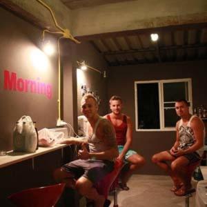 Gestir sem dvelja á Monkey Samui Hostel