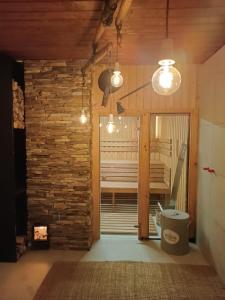 Koupelna v ubytování Chalupa U Šindelářů - Velké Karlovice