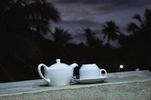 Kemudahan buat kopi dan teh di Gem Light Guest House