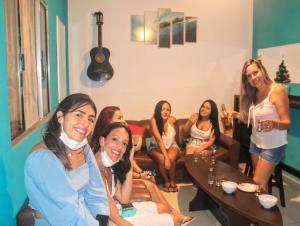 入住Ubatuba Wild Surf Hostel的客人