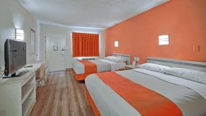 Ένα ή περισσότερα κρεβάτια σε δωμάτιο στο Motel 6-Maple Shade Township, NJ - Philadelphia - Mt Laurel