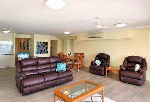 O zonă de relaxare la Coral Sands Apartment 201