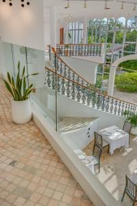 Ein Balkon oder eine Terrasse in der Unterkunft Ampersand Resort