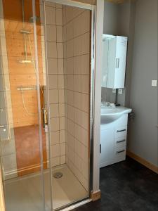 Photo de la galerie de l'établissement Hôtel L'Atelier de Donat, à Malbuisson