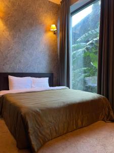 Katil atau katil-katil dalam bilik di Monte Carlo