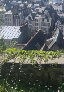 Výhľad na mesto Morlaix alebo výhľad na mesto priamo z apartmánu