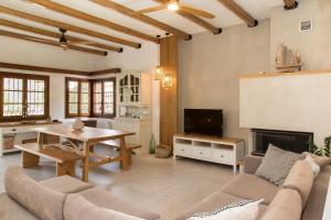 Fotografie z fotogalerie ubytování VILLA ZOE (Beach house)/RENOVATED! v destinaci Lefokastro