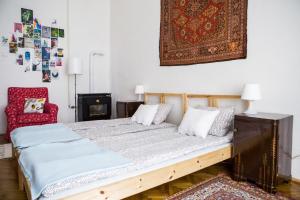 Ένα ή περισσότερα κρεβάτια σε δωμάτιο στο Sipi Apartman