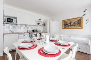 Zdjęcie z galerii obiektu Appartement Magenta Quest w Paryżu