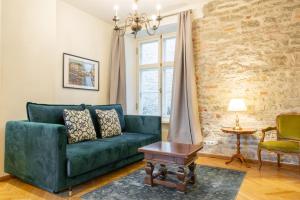 Et sittehjørne på Old Town - Viru Gate Apartment