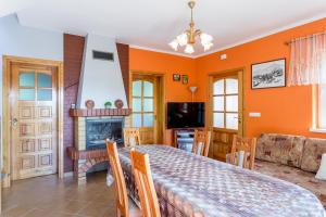 Μια τηλεόραση ή/και κέντρο ψυχαγωγίας στο Domek nad jeziorem