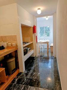 Habitación con cocina y comedor. en Casa Vale Apartments, en Lisboa 30 fotos más