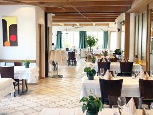 Restoran atau tempat lain untuk makan di Hotel Restaurant Sternen