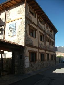 Photo de la galerie de l'établissement Posada el Campanario, à Rascafría