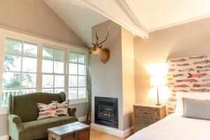 Area soggiorno di Nimbo Fork Lodge