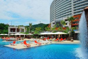 La alberca dentro o cerca de Azul Ixtapa Grand All Inclusive Suites - Spa & Convention Center