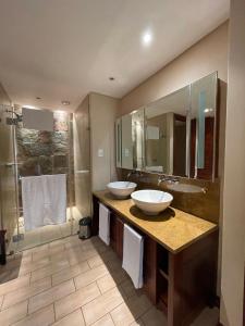 Koupelna v ubytování Eden Luxury Apartment P13 A2 + 15 fotografií