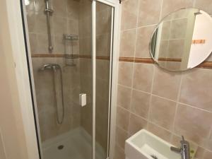 Kúpeľňa v ubytovaní Appartement lumineux et spacieux au centre de Châtel, proche télécabine et Multi Pass inclus! - FR-1-693-9