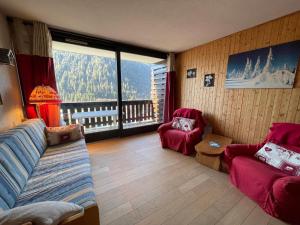Posedenie v ubytovaní Studio spacieux près du centre de Châtel - Multi Pass à 3€/jour/personne! - FR-1-693-67