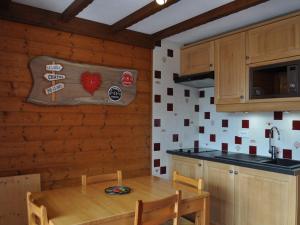 Fotografia z galérie ubytovania Charmant appartement avec Multi Pass été à Châtel - FR-1-693-75 v destinácii Châtel