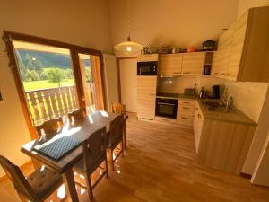Zdjęcie z galerii obiektu Appartement spacieux proche des pistes avec Multi Pass à 3€/jour/personne ! - FR-1-692-14 w mieście La Chapelle-dʼAbondance
