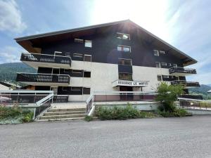 Budova, v ktorej sa apartmán nachádza