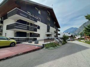Výhľad na hory alebo výhľad na hory priamo z apartmánu + 4 fotografie