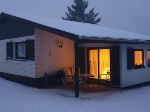 Chalet in Usseln near Ski Resort v zimě