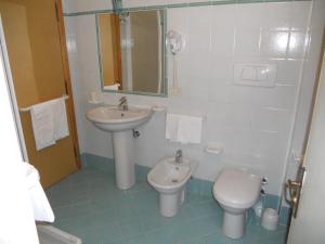 A bathroom at Albergo Generale Cantore - Monte Amiata